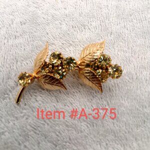 Brooch , Item # A-375., wt. 8 grams.